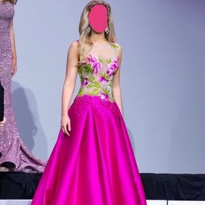 Jovani drop-waist ball gown.